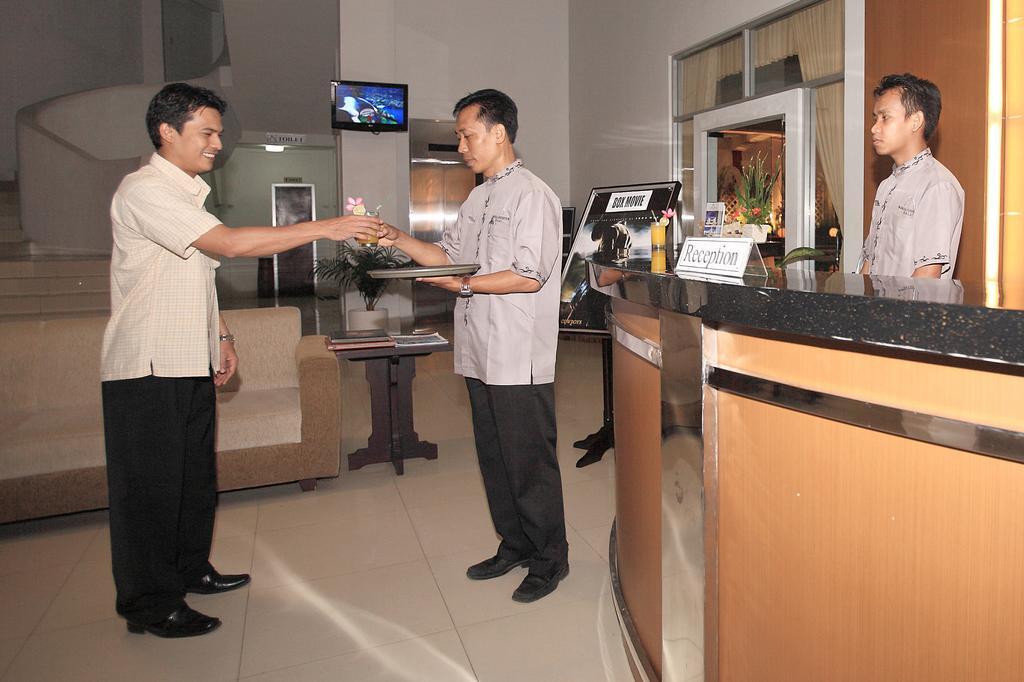 Narmada Convention Hall Otel Mataram Dış mekan fotoğraf